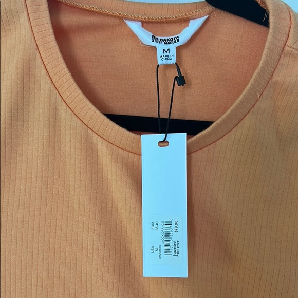 Orange Ruched Dress - Picture 3 of 5